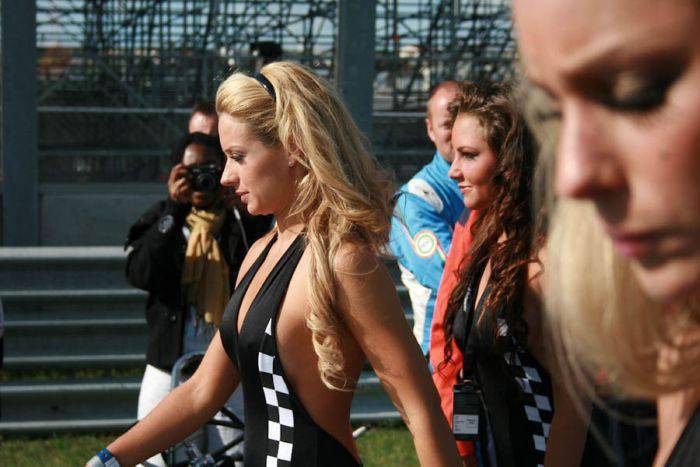 Pit babes - hostessy z wyścigów 5