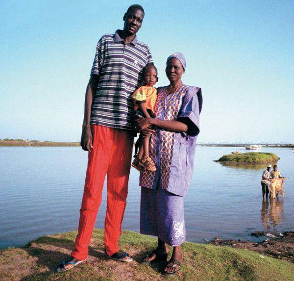 Manute Bol - najwyższy koszykarz 2