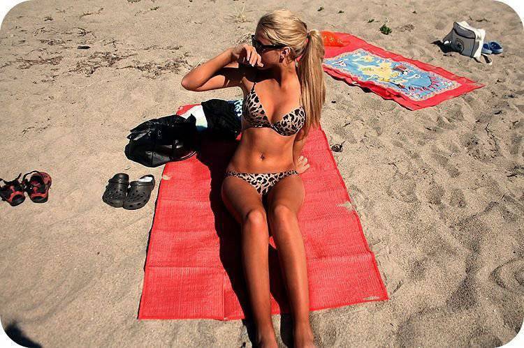 750x499 Dziewczyny w bikini #4 34