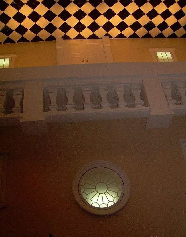 WonderWorks - dom do góry nogami 9
