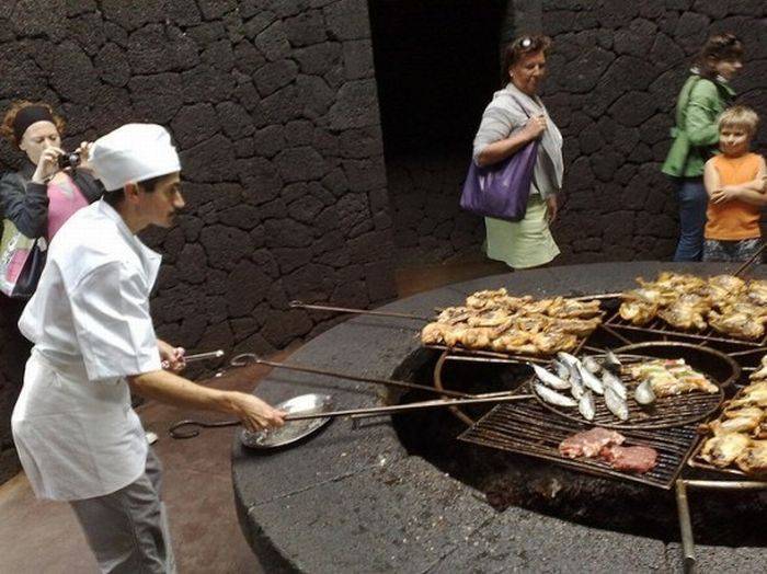 Restauracja na szczycie wulkanu 7